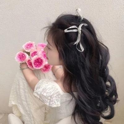 品牌活动现场直击：圈内老戏骨恋情细节流出，前后半年最新进展